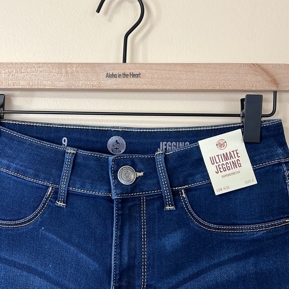 NWT skinny jeans - Picture 3 of 6